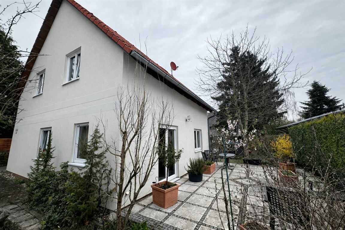Einfamilienhaus mit 5 Zimmern und Garten.