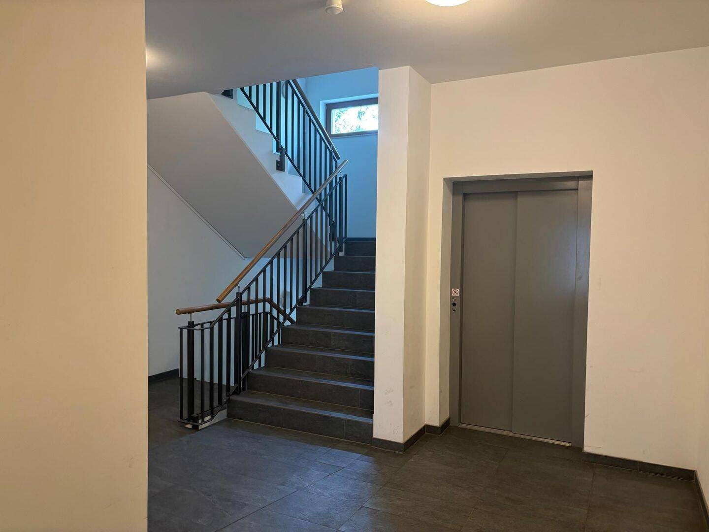Beeindruckende Wohnung für Eigennutzer und Kapitalanleger !! – Leipzig – Vorschaubild 4