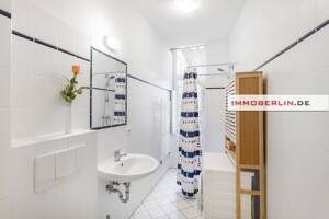 IMMOBERLIN.DE - Liebenswürdige Altbauwohnung beim Gleisdreieckpark – 10829 Berlin – Vorschaubild 5