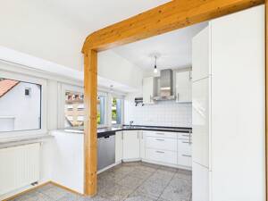 Wohnen mit Horizont und Raum für Individualität: Maisonettewohnung in begehrter Lage Stuttgarts! – 70192 Stuttgart – Vorschaubild 4