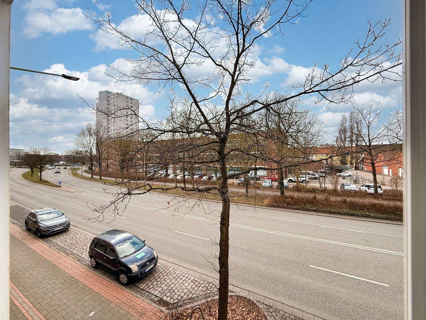 Helle und geräumige 1-Zimmer-Wohnung in zentraler Lage von Bremerhaven (202-002-04) – Bremerhaven – Vorschaubild 9