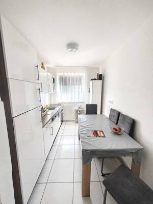 PROVISIONSFREI: Schöne 4 Zimmerwohnung mit Loggia in Mainz Bretzenheim zu verkaufen – 55128 Mainz – Vorschaubild 3