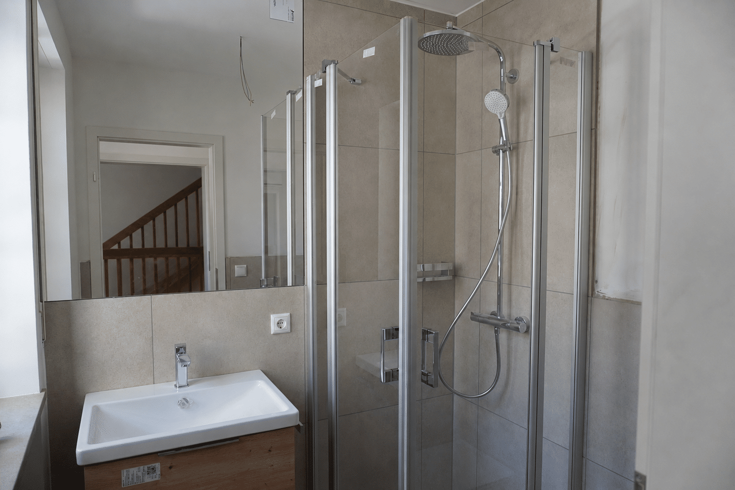 NEU SANIERTE Wohnung mit Balkon am Bismarckplatz – 2-Zimmer-Wohnung mit Einbauküche - Wohnung 15 – Regensburg – Vorschaubild 2