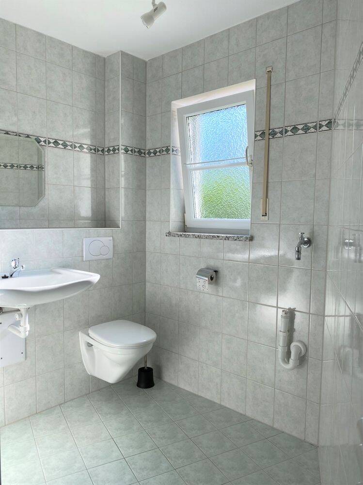 Schöne 1-Zimmer-Wohnung mit Hobbyraum und Garten – München – Vorschaubild 9