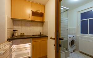 WG-Zimmer auf Zeit in Stuttgart-Zentrum - mieten ab 1 Monat – 70182 Stuttgart – Vorschaubild 8