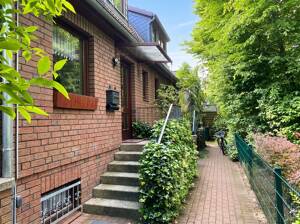RESERVIERT - Reihenhaus mit Südterrasse, Carport und Vollkeller in perfekter Lage