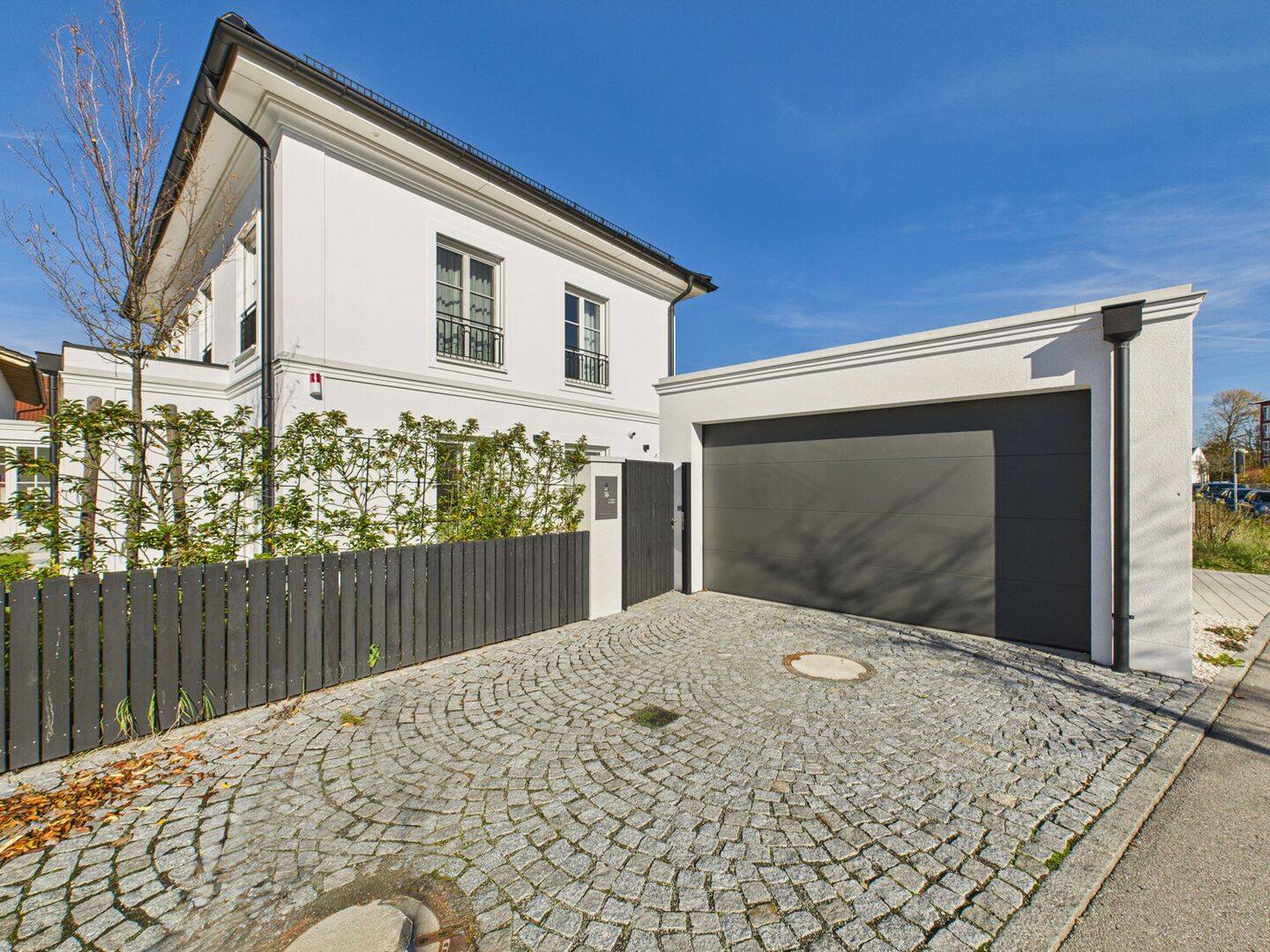 Repräsentative Stadtvilla - Architektur & Technik auf höchstem Niveau – Landshut – Vorschaubild 4