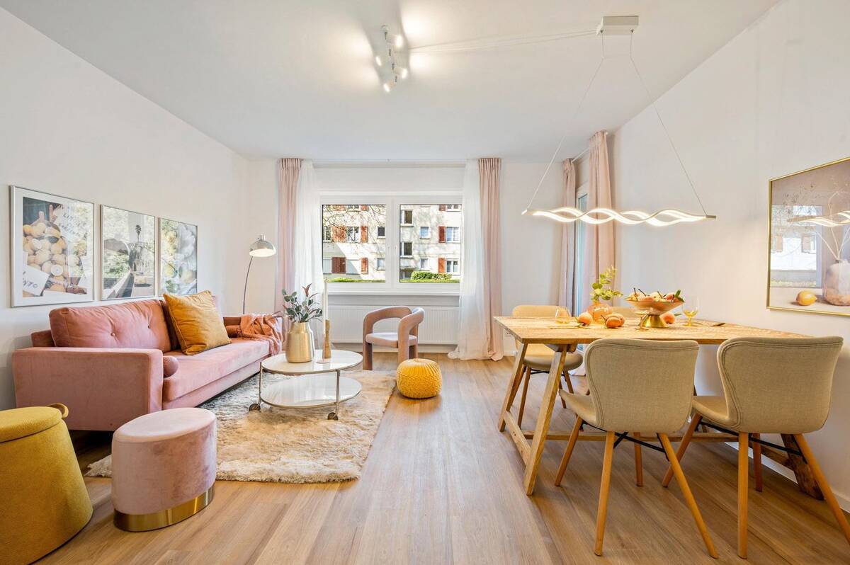 Eigennutz oder Mietgarantie mit 5,7% Rendite: Sanierte 3-Zimmer-Wohnung mit Balkon in ruhiger Lage – 65929 Frankfurt am Main – Bild 1 von 9