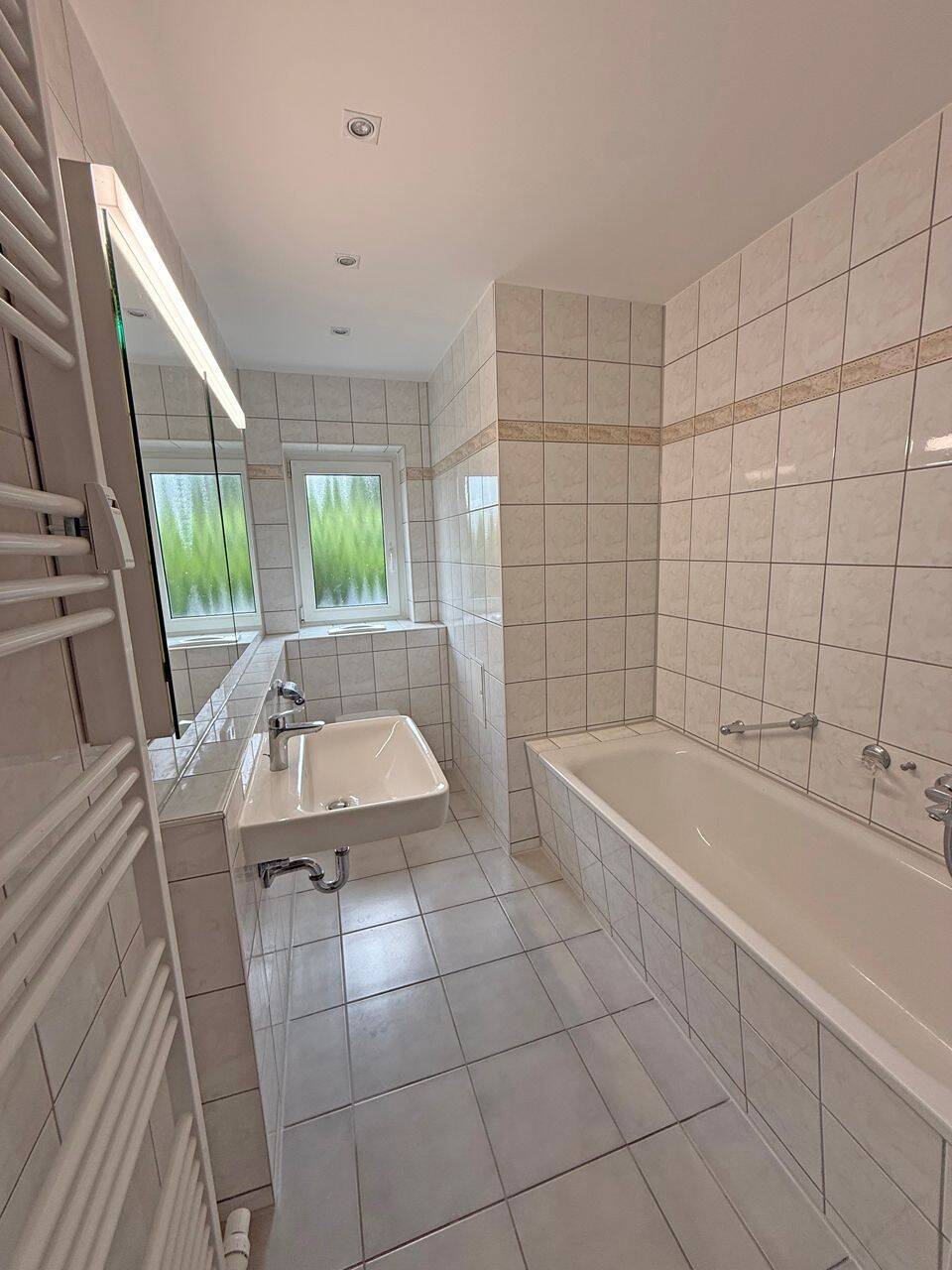 NEU - Einziehen oder sofort vermieten - hochwertig renovierte Wohnung mit Balkon in ruhiger, grüner Lage – Dresden – Vorschaubild 8