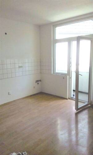 2,5 -Zimmer-Wohnung mit Balkon und Wannenbad – 45307 Essen – Vorschaubild 2