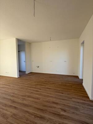 Großzügige, helle 3-Zimmer Wohnung am Oldenburger Fliegerhorst ! – 26127 Oldenburg – Vorschaubild 2
