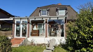 Wohnen im Grünen: Großzügiges Einfamilienhaus in Hamburg Lemsahl-Mellingstedt – 22397 Hamburg – Vorschaubild 2