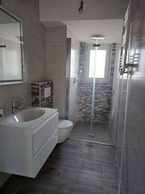 Helle 2-Zimmer-Wohnung mit Balkon 2. OG – Köln-Kalk – 51103 Köln – Vorschaubild 4