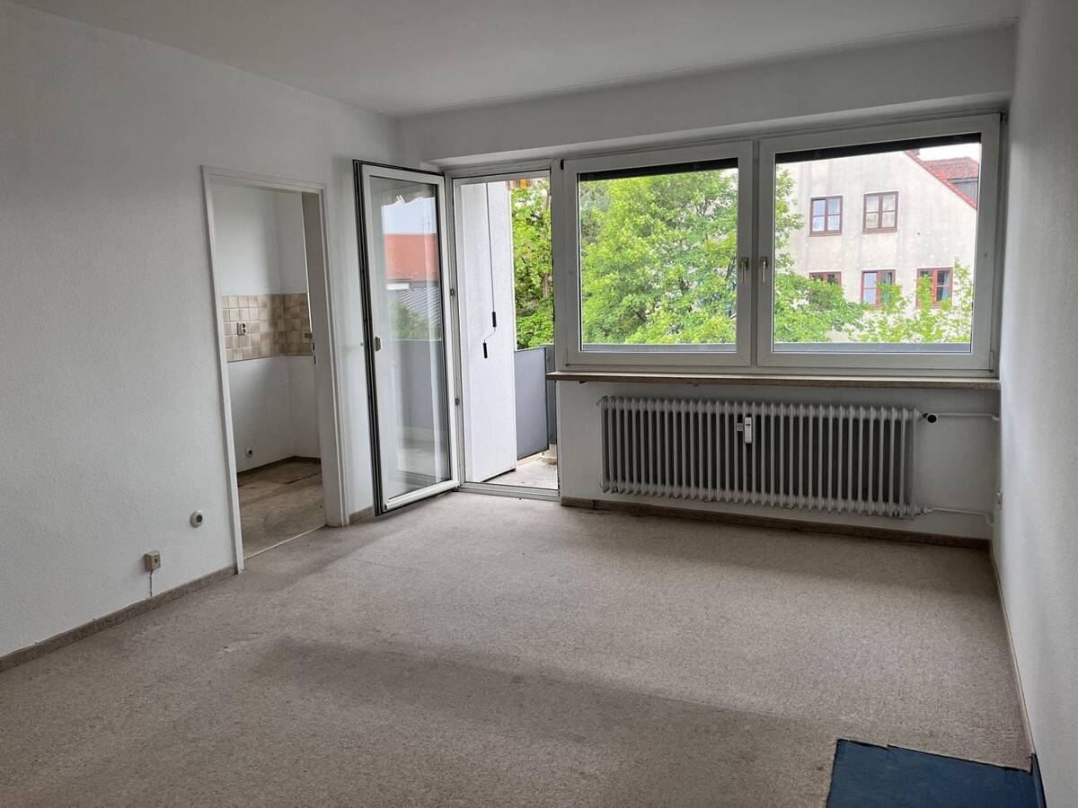 3-ZKB mit Balkon – Renovierung nach Ihren Vorstellungen | Provisionsfrei – 81243 München – Bild 1 von 9