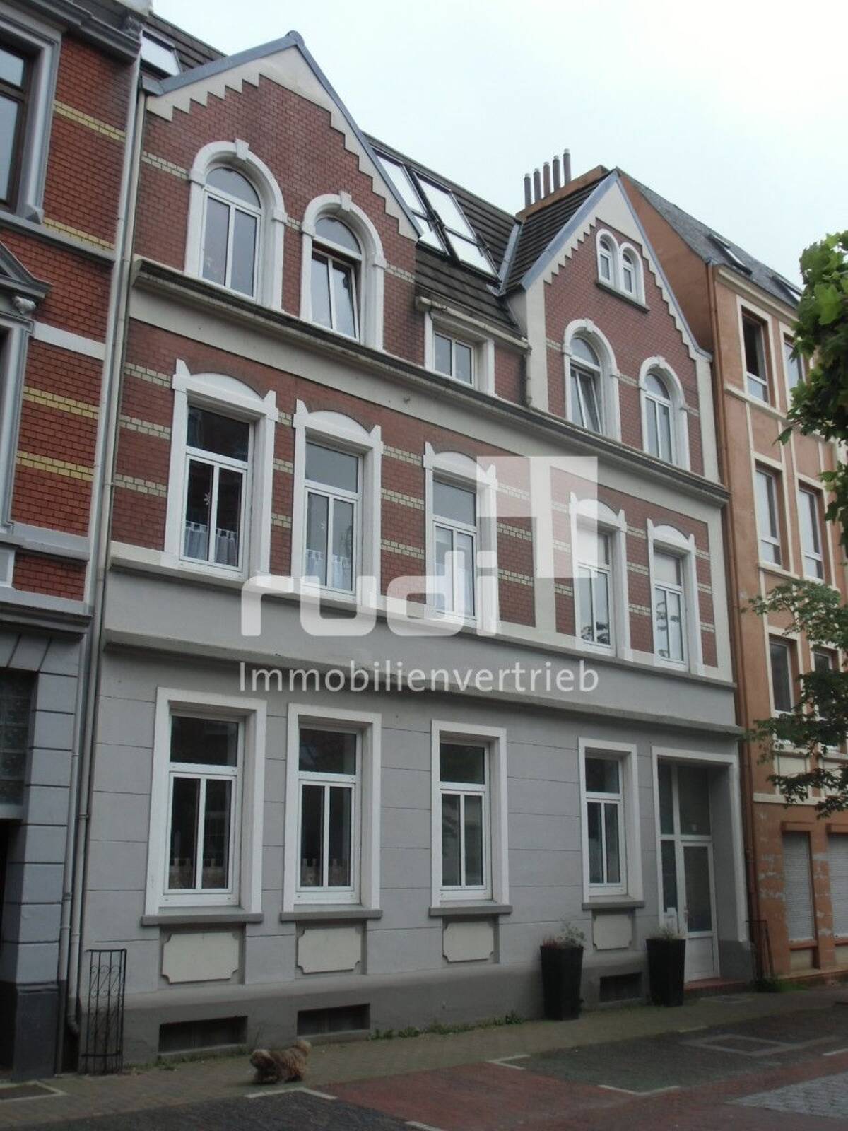 Kapitalanlage o. Wohnen, 3 - Zimmer Wohnung mit Terrasse u. Gartennutzung, Mittendrin in Bremerhaven – 27576 Bremerhaven – Bild 1 von 9