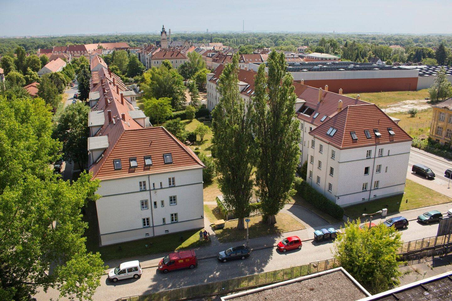 Wahren - tolle 2-Zimmerwhg. mit Balkon, sep.Küche, Tageslichtbad, Wanne & großem Gemeinschaftsgarten – Leipzig – Vorschaubild 2