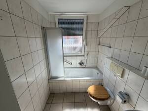Charmante 2-Zimmer-Dachgeschosswohnung mit Loggia im Kreuzviertel – 44137 Dortmund – Vorschaubild 6