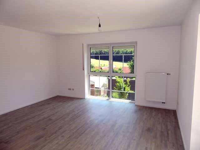 Attraktives Zweifamilienhaus mit Einliegerwohnung und großem Grundstück in Illschwang bei Amberg – Illschwang – Vorschaubild 6
