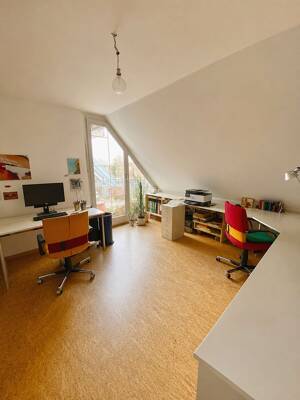 Nicht einfach vier Zimmer - sondern ein Zuhause mit Persönlichkeit. – 85055 Ingolstadt – Vorschaubild 9