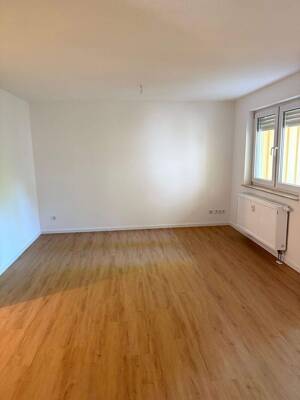 Erstbezug nach Renovierung! Großzügige 1 Zimmer Wohnung zu verkaufen, Erstbezug nach Renovierung – 90765 Fürth – Vorschaubild 4