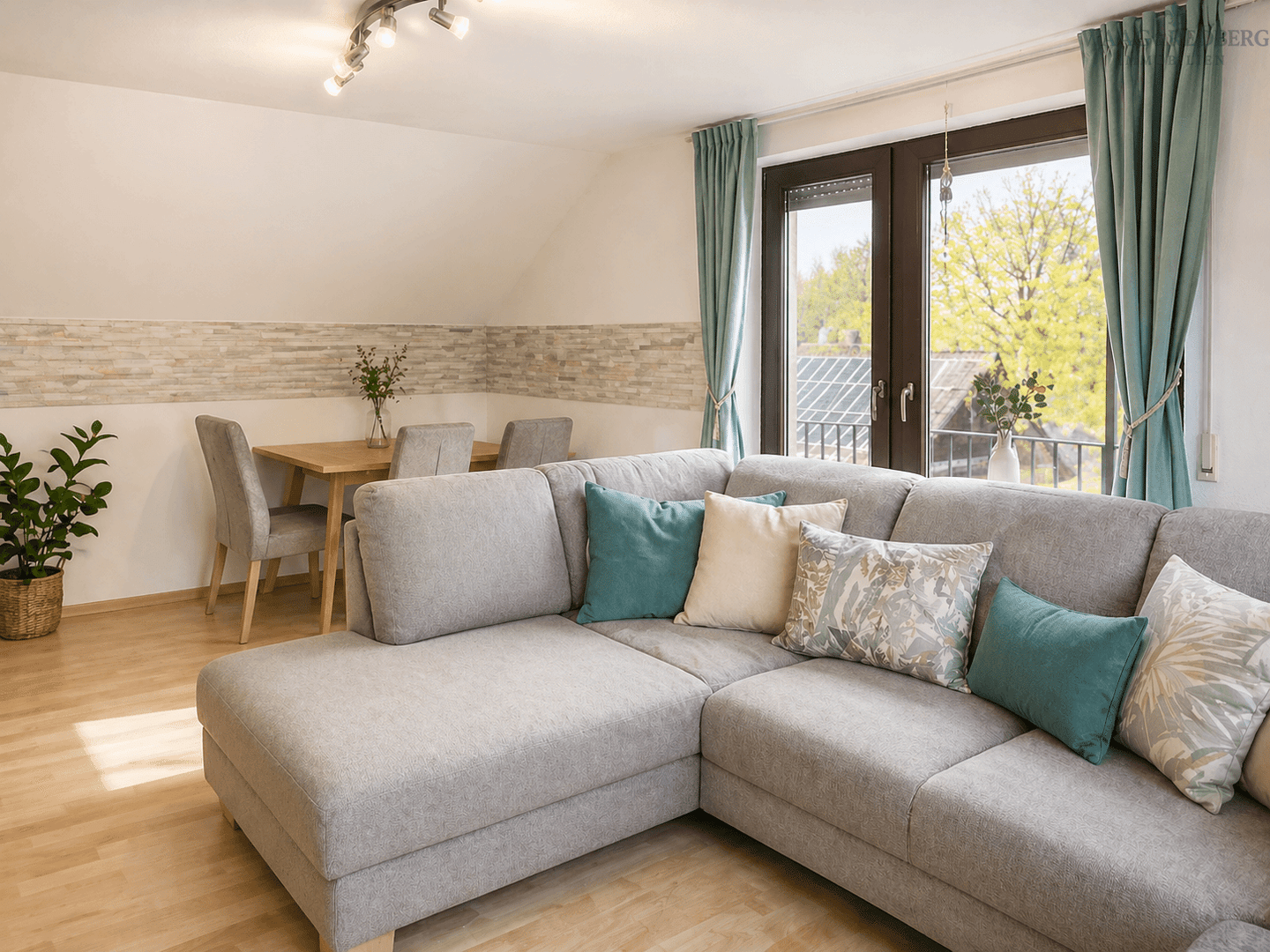 Sonnige Dachterrasse mit Alpenblick – München – Vorschaubild 4