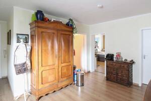Gepflegte 3-Zimmer Wohnung mit großzügiger Aufteilung zum ungewöhnlichen Preis – 30519 Hannover – Vorschaubild 3