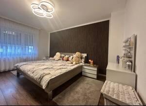 Seltene Gelegenheit: Zusammengelegte 6-Zimmer-Eigentumswohnung mit Teilungspotenzial – 45326 Essen – Vorschaubild 5