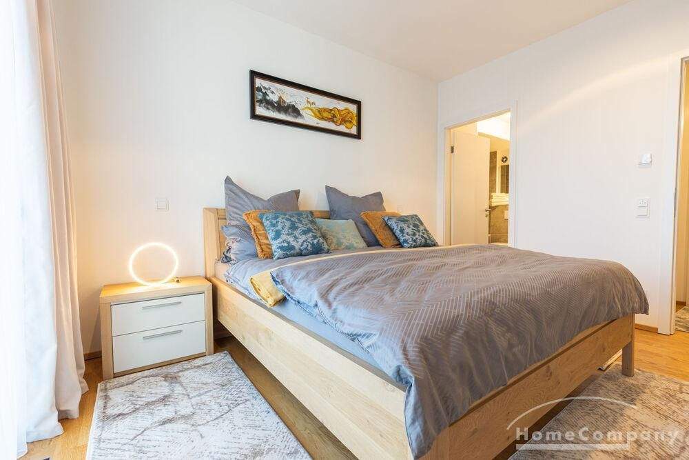 ***Exklusives Wohnen im Erstbezug! Voll möblierte 3-Zimmer-Wohnung mit Balkon – München – Vorschaubild 6