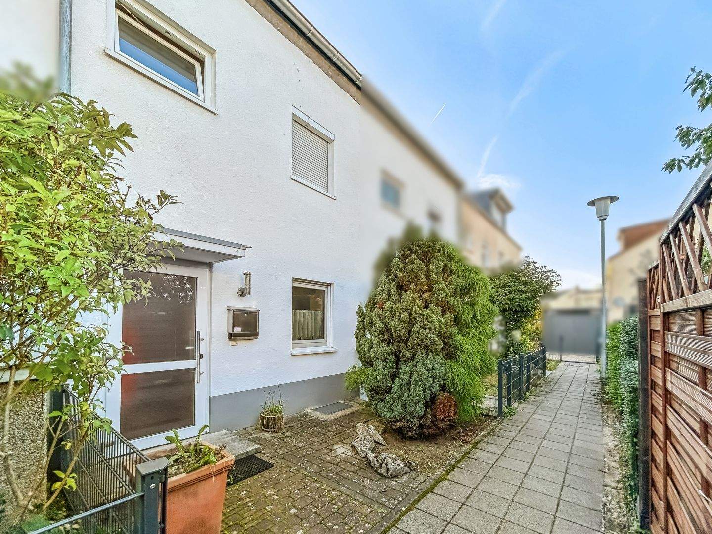 Zuhause in Rodgau-Rollwald - Reihenmittelhaus mit Gartenidylle – Rodgau – Bild 1 von 9