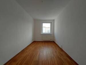 *Die Treppen hinauf zu Ihrer neuen Wohnung* – 39104 Magdeburg – Vorschaubild 5