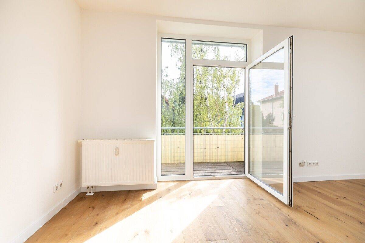 Wohnglück auf kompaktem Raum - frisch renoviert, barrierearm und mit Balkon! Aufzug & ruhige Lage! – Berlin – Vorschaubild 6
