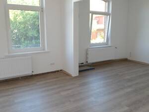 2026 renovierte 3 Zi.-Erdgeschoss-Whg. mit mgl. großer Pferdewiese oder über 300m² Hallenfläche! – 31840 Hessisch Oldendorf – Vorschaubild 2