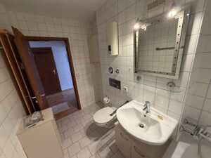 2-Zimmerwohnung mit großem Südbalkon - Günstig und sofort frei – 70565 Stuttgart – Vorschaubild 8