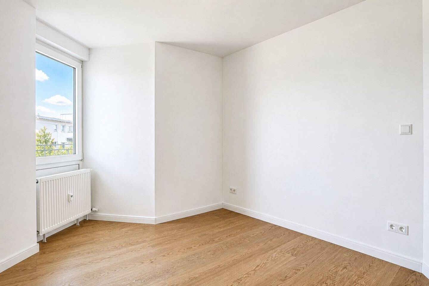 Abendsonne pur - Maisonette-Wohnung mit Dachterrasse & 2 Garagen | Untermenzing – München – Vorschaubild 9