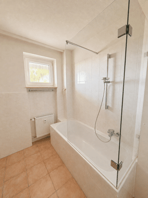 Bezugsfreie 2-Zimmer-Wohnung mit Balkon, Aufzug & Stellplatz – 91058 Erlangen – Vorschaubild 6