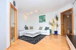 Gepflegte und schön möblierte Wohnung mit großem Balkon und TG-Stellplatz in Stuttgart-Hausen – 70499 Stuttgart – Vorschaubild 6