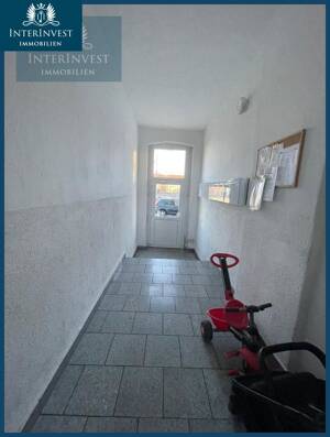 **frisch renov. Zinshaus mit MIETGARANTIE** in beliebter Lage von Magdeburg, Balkone – 39112 Magdeburg – Vorschaubild 6