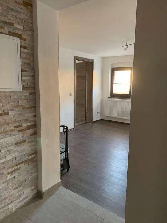 Geschmackvolle 2,5-Raum-Wohnung mit Terrasse und Einbauküche oder Carport in Dresden – Dresden – Vorschaubild 8