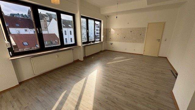 1 ZKB, 2.OG Kaiserstr. 6 66111 Saarbrücken – Saarbrücken – Vorschaubild 6