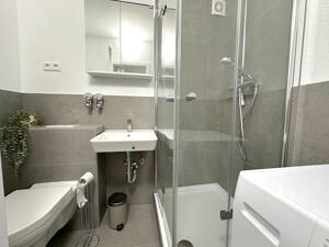 ?? Möbliertes Zimmer frei in moderner 5er-WG - Mainstraße 121, Offenbach am Main! - ab dem 01.08 – 63065 Offenbach am Main – Vorschaubild 5