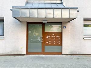 ***LIEBLINGSPLATZ*** TOP SANIERTE 3 ZIMMER WOHNUNG MIT BALKON – 90431 Nürnberg – Vorschaubild 2