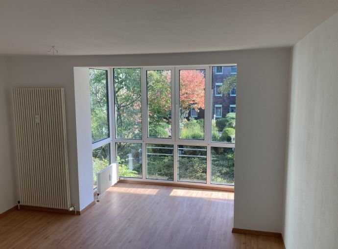 Sehr schöne 1-Raum-Wohnung in super Lage auf dem Werder in Magdeburg – Magdeburg – Vorschaubild 3