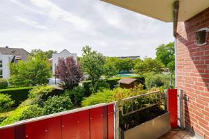 Wohnkomfort auf ca. 80 m² mit zwei Balkonen sowie eigenem Tiefgaragenstellplatz – 40470 Düsseldorf – Vorschaubild 9