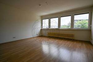 Mainz: Zentrale 2-Zimmer-Wohnung mit Tiefgaragenstellplatz! – 55116 Mainz – Vorschaubild 4