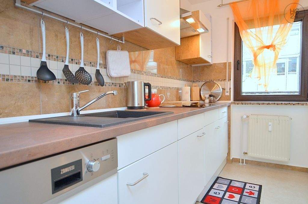 Geschmackvoll möblierte 2-Zimmer-Wohnung mit Stellplatz in Nürnberg/Gostenhof – Nürnberg – Vorschaubild 3