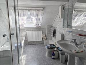 Reihenhaus im Bismarckviertel - großzügig und vielseitig nutzbar – 46047 Oberhausen – Vorschaubild 6