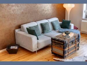 Möbliert: Wohnen im Herzen des Glockenbachviertels mit Balkon – 80469 München – Vorschaubild 2