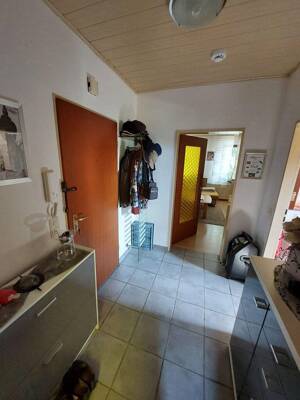 Gut Geschnittene 2-Zimmer-Wohnung zu vermieten – 45279 Essen – Vorschaubild 2