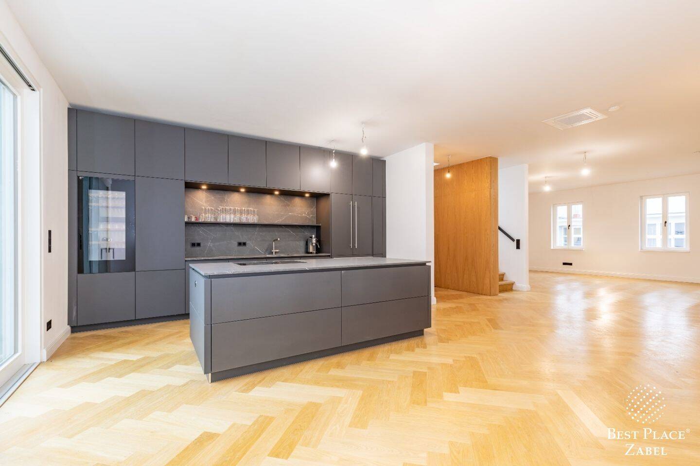 Panoramapenthouse in Mitte mit Aufdachterrasse – Berlin – Bild 1 von 9