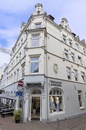 Toplage Hüxstraße - 2 Gewerbeeinheiten mit genehmigter Wohnung und Dachterrasse – 23552 Lübeck – Vorschaubild 2